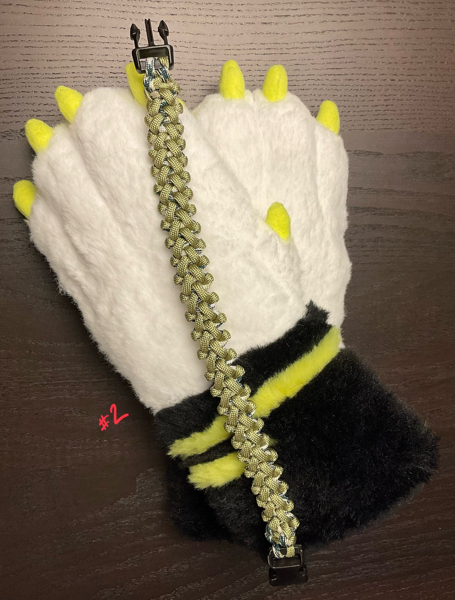 Komodo Claws