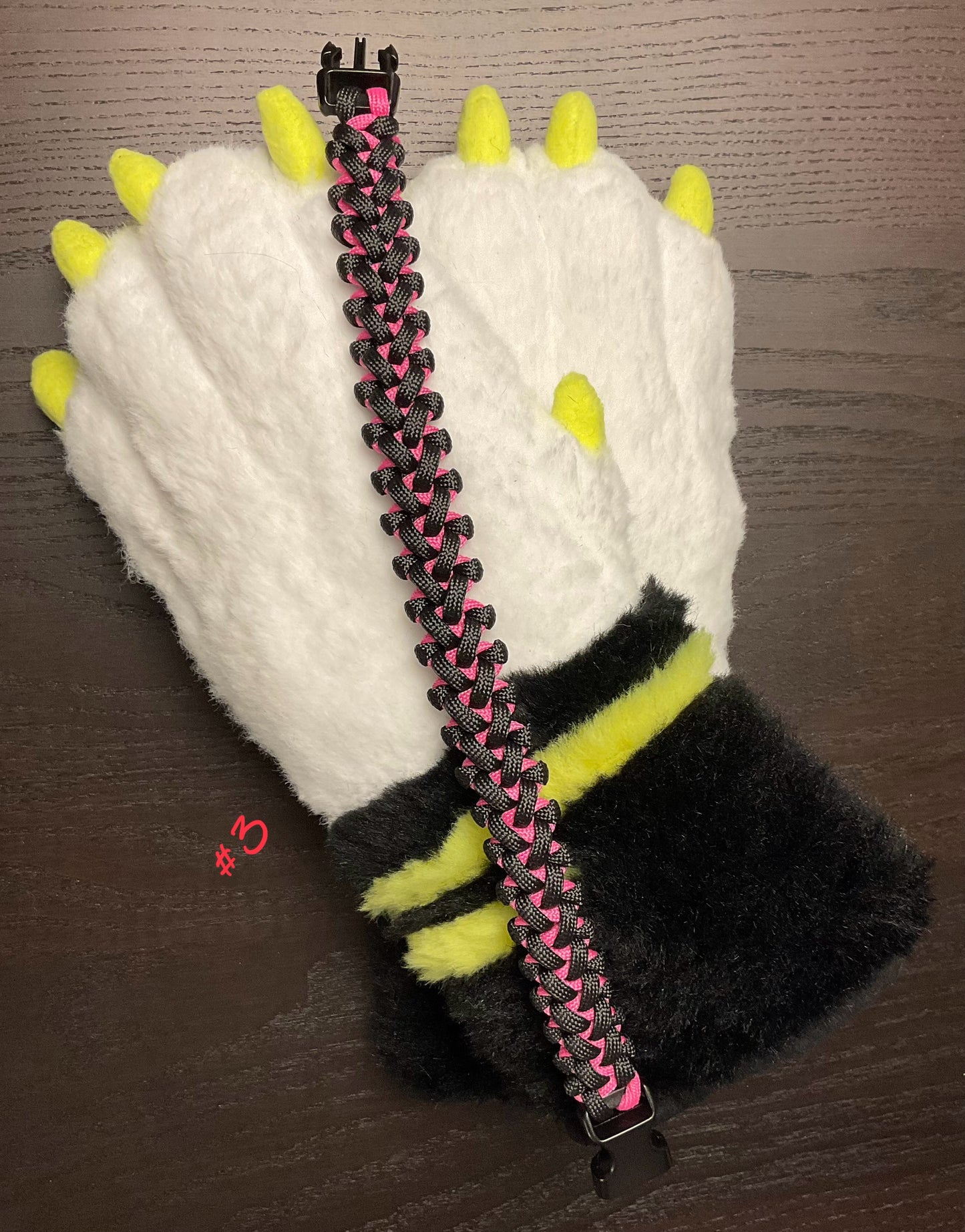 Komodo Claws